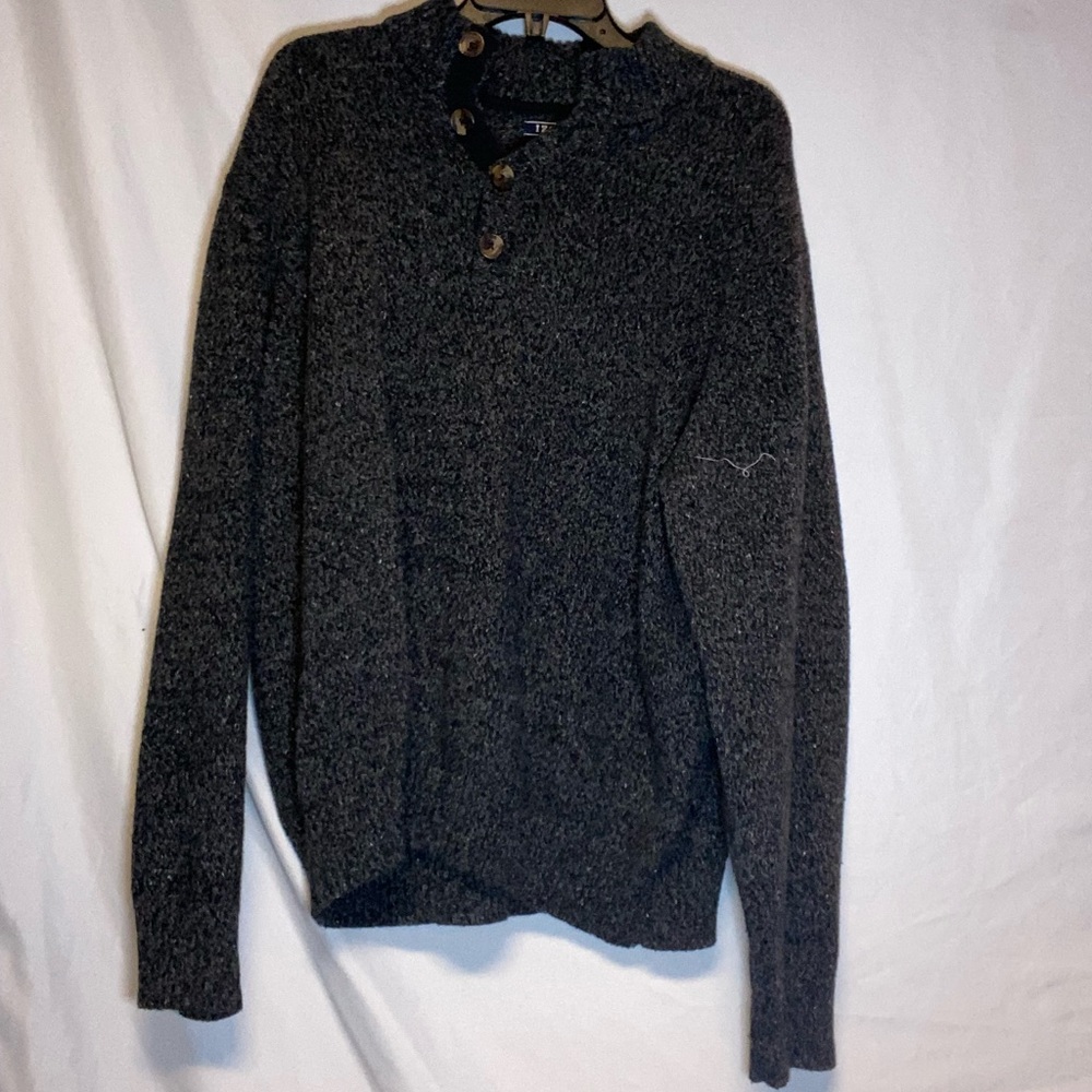 Grey sweater